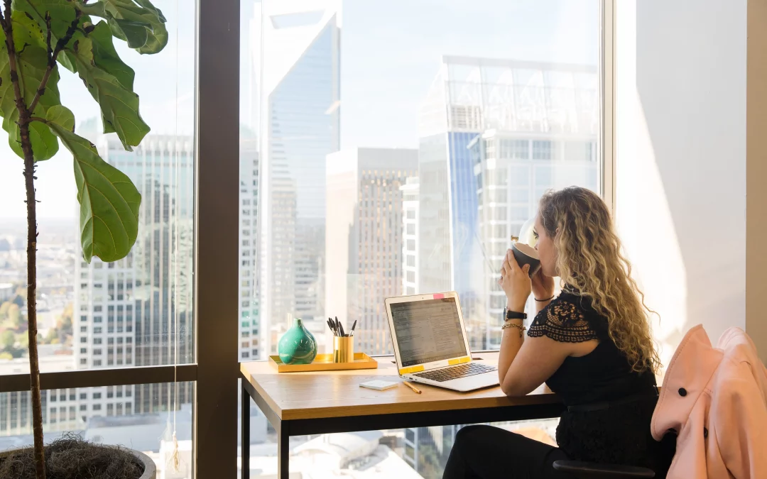 Quatre raisons de faire un stage post-universitaire pour un job etudiant
