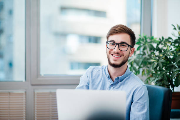 Hôte a Lyon : Une attitude positive au travail contribue à votre succès